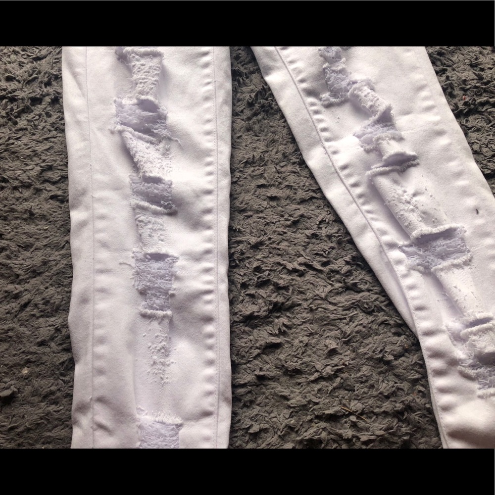 White Ripped / Distressed Jeans - Picture 3 of 3